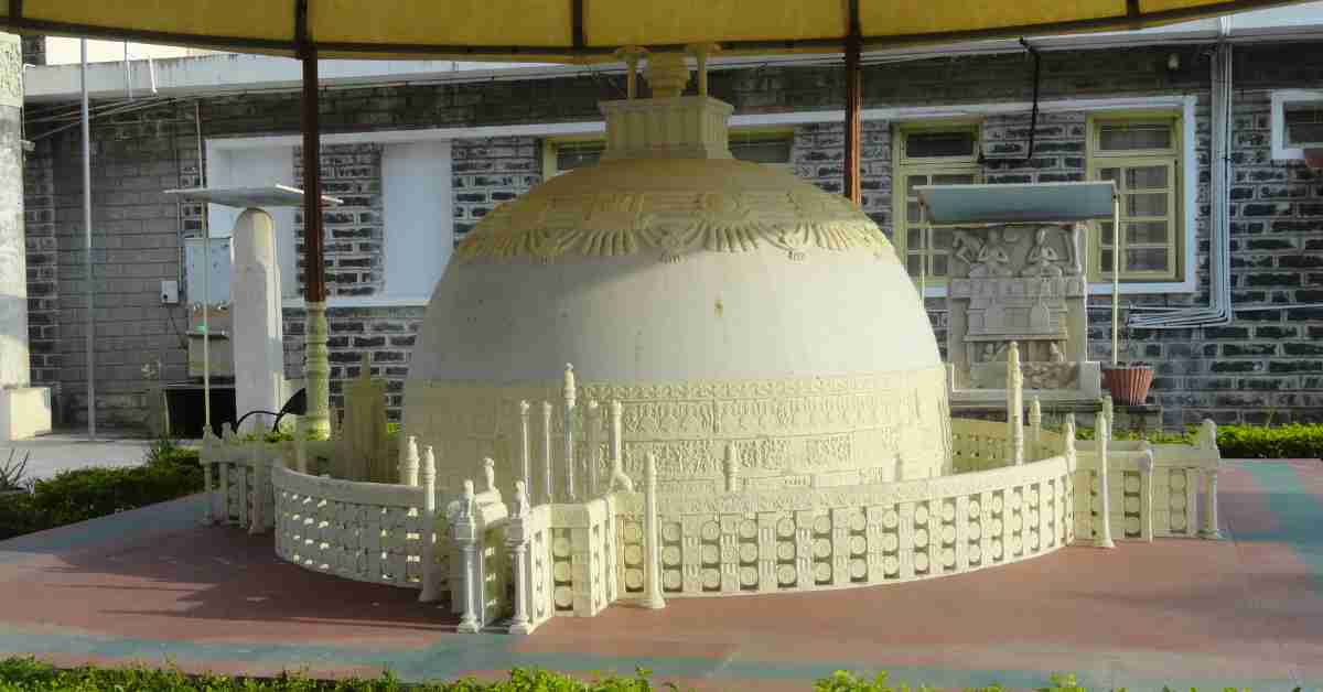 Amaravati Stupa model - Andhra pradesh monument