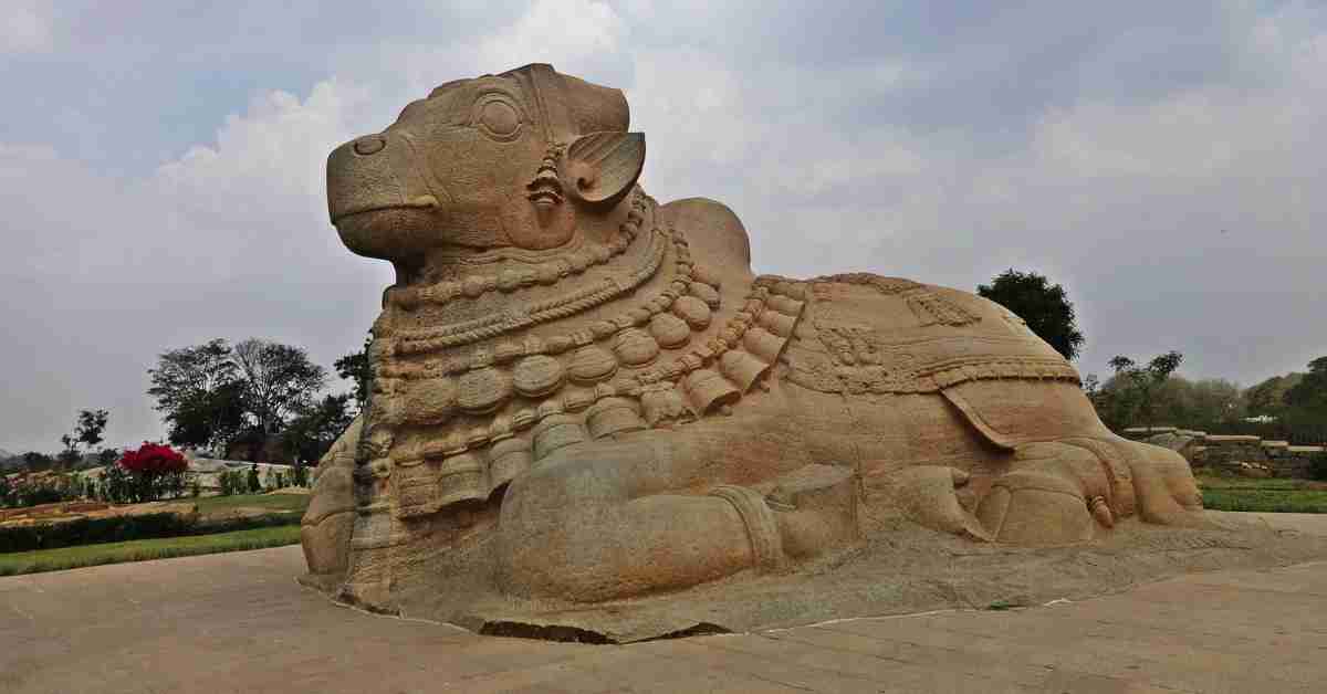 a famous monument in Andhra pradesh - Lepakshi Nandi, Lepakshi