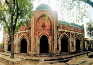 Jamali Kamali Tomb