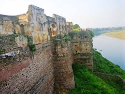 7 Forgotten Historical Monuments of India: Glorious Past, Ruined Present